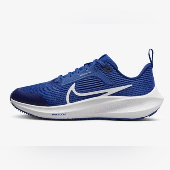 Nike Air Pegasus 40 running shoes . Size 37.5 - Picture 1 of 12
